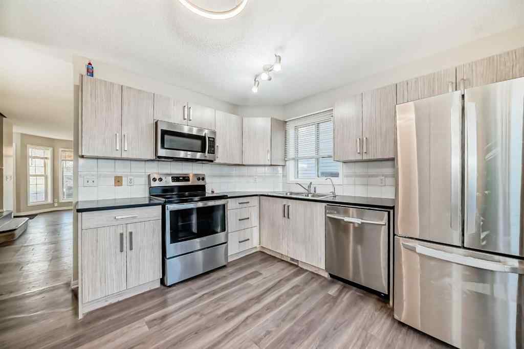 MLS® A2268135 - 121 Martin Crossing Manor NE in Martindale Calgary, Residential