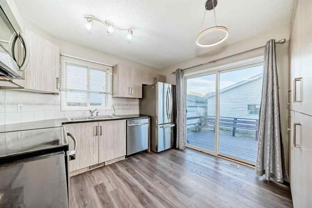 MLS® A2268135 - 121 Martin Crossing Manor NE in Martindale Calgary, Residential
