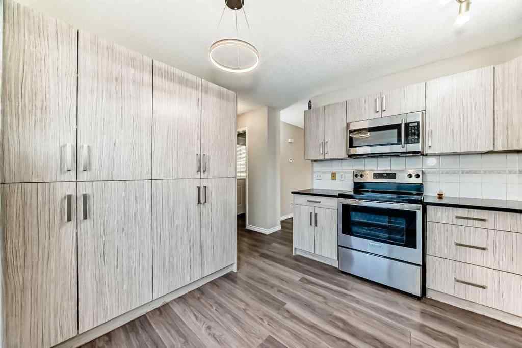MLS® A2268135 - 121 Martin Crossing Manor NE in Martindale Calgary, Residential