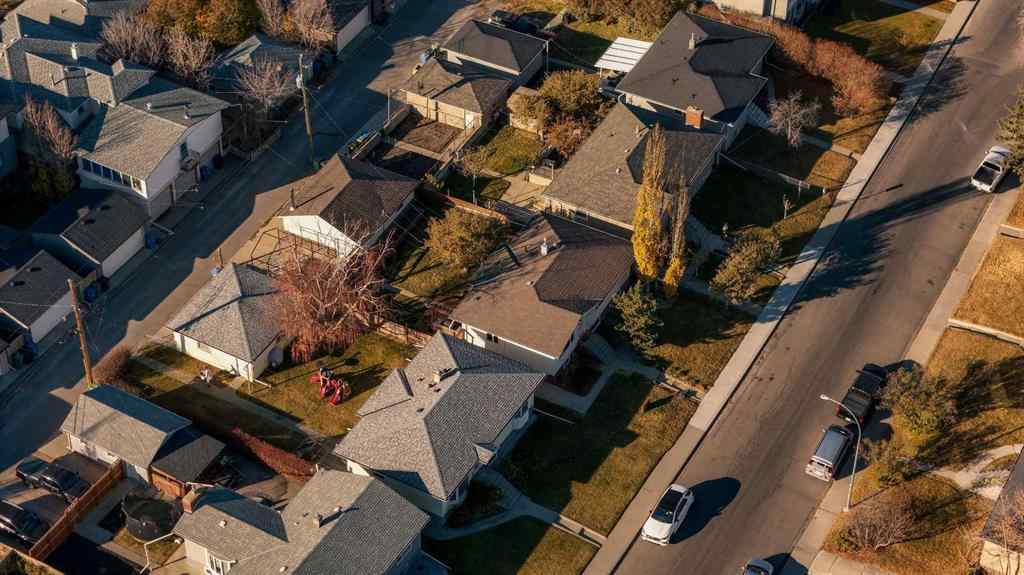 MLS® A2268136 - 1113 Child Avenue NE in Renfrew Calgary, Residential