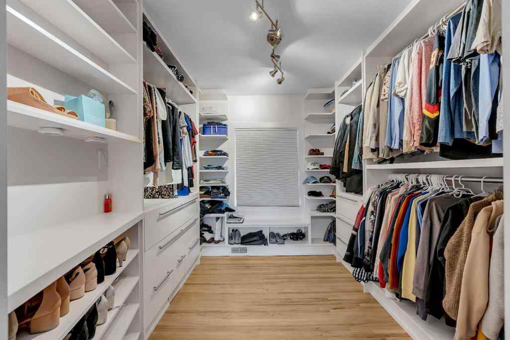 MLS® A2268136 - 1113 Child Avenue NE in Renfrew Calgary, Residential