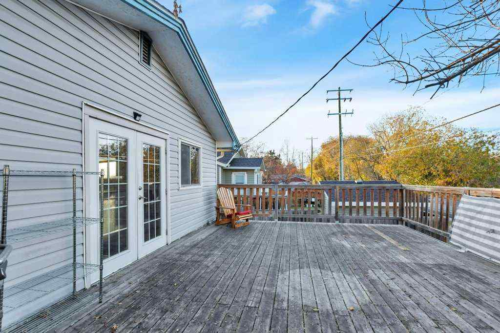 MLS&reg; # A2268137 - 5702 West Park Crescent  in West Park Red Deer, Residential Open Houses