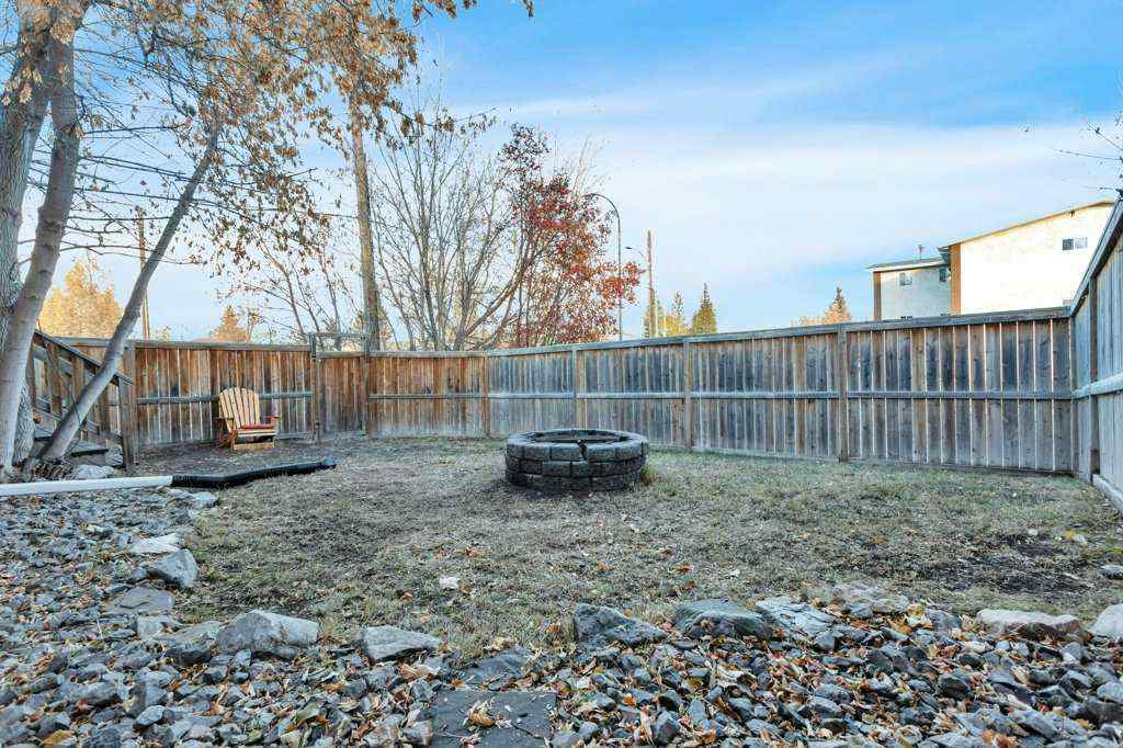 MLS&reg; # A2268137 - 5702 West Park Crescent  in West Park Red Deer, Residential Open Houses