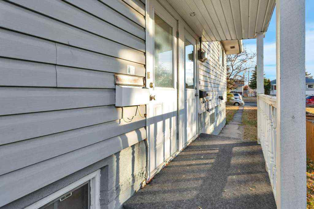 MLS&reg; # A2268137 - 5702 West Park Crescent  in West Park Red Deer, Residential Open Houses