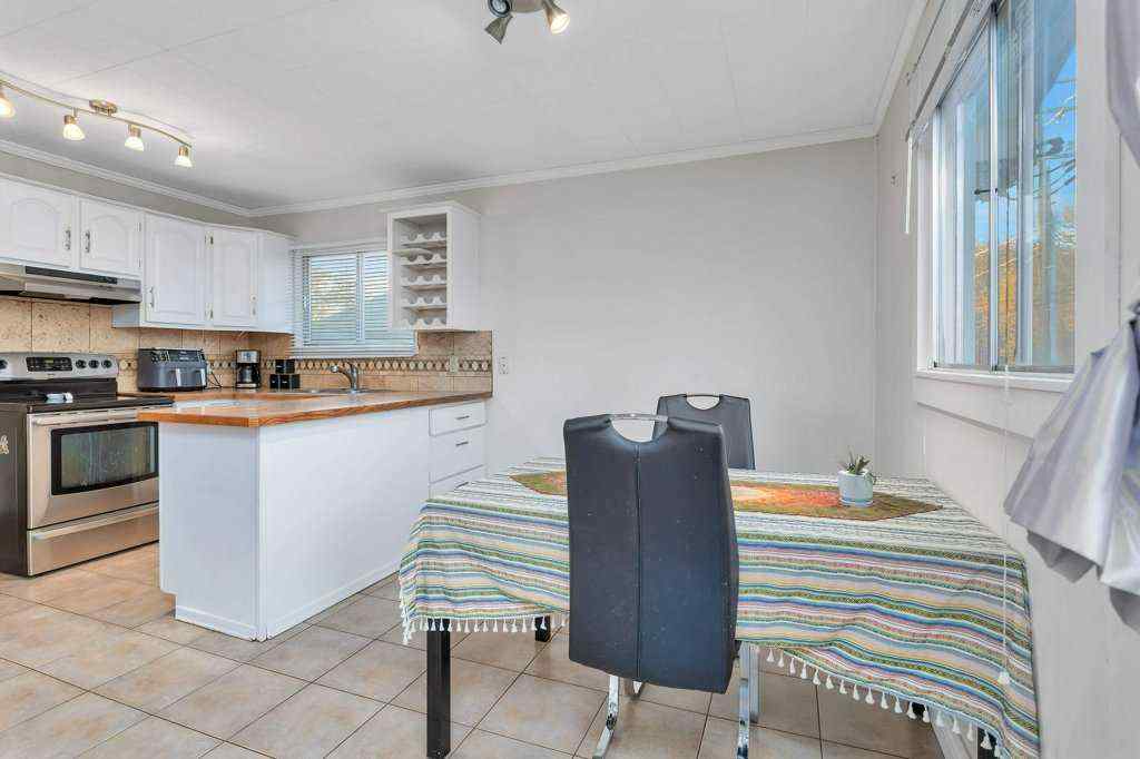 MLS&reg; # A2268137 - 5702 West Park Crescent  in West Park Red Deer, Residential Open Houses