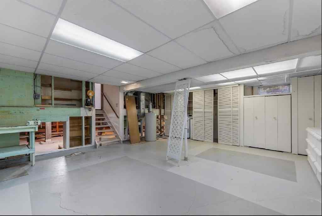 MLS® A2268140 - 5339 Brisebois Drive NW in Brentwood Calgary, Residential