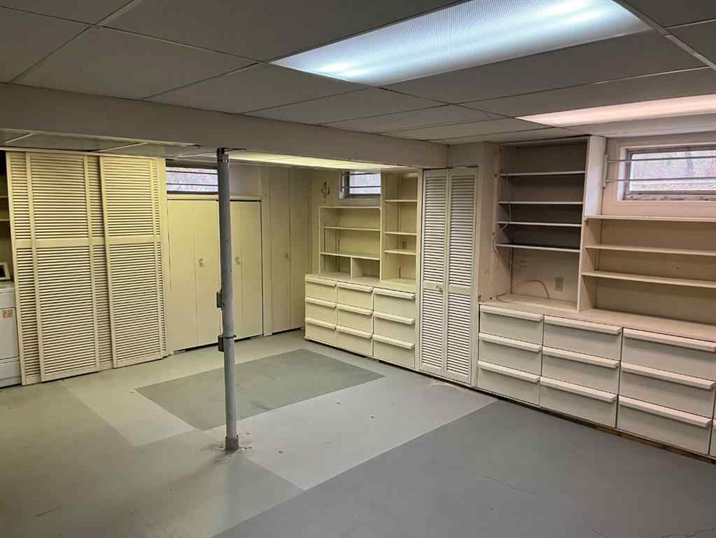 MLS® A2268140 - 5339 Brisebois Drive NW in Brentwood Calgary, Residential