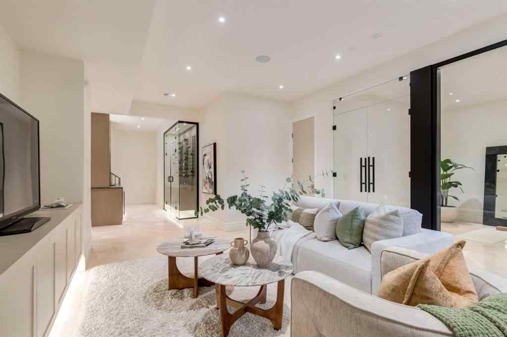 MLS® A2268143 - 412 40 Avenue SW in Elbow Park Calgary, Residential