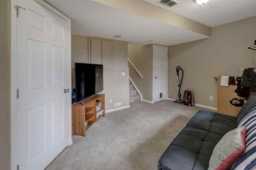 MLS® A2268145 - 82 Country Hills Cove NW in Country Hills Calgary, Residential