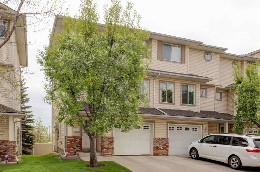 MLS® A2268145 - 82 Country Hills Cove NW in Country Hills Calgary, Residential