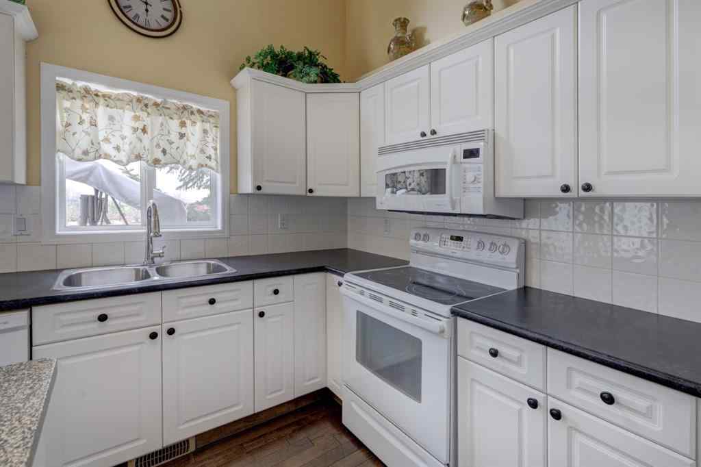 MLS® A2268145 - 82 Country Hills Cove NW in Country Hills Calgary, Residential