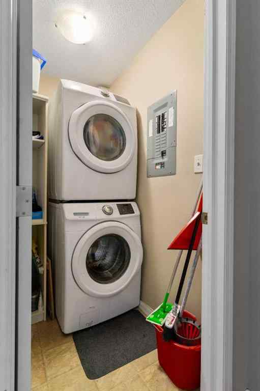 MLS® A2268147 - Unit #301 11230 104 Avenue  in Gateway Grande Prairie, Residential