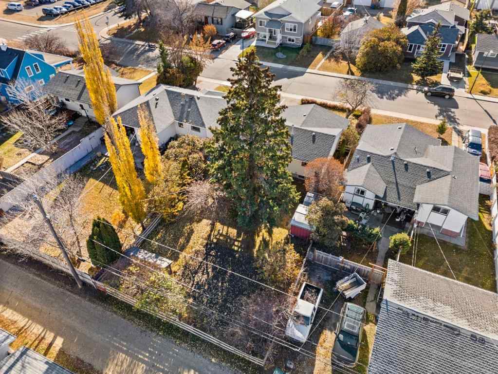 MLS® A2268150 - 3714 45 Street  in Eastview Red Deer, Residential