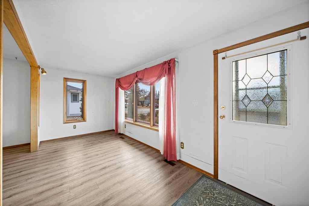 MLS® A2268150 - 3714 45 Street  in Eastview Red Deer, Residential