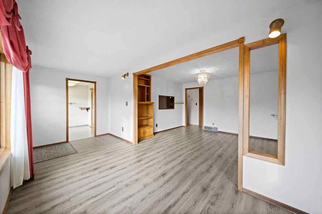 MLS® A2268150 - 3714 45 Street  in Eastview Red Deer, Residential
