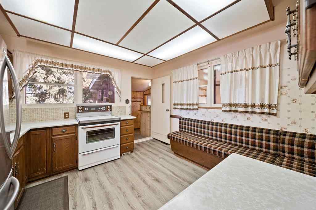 MLS® A2268150 - 3714 45 Street  in Eastview Red Deer, Residential