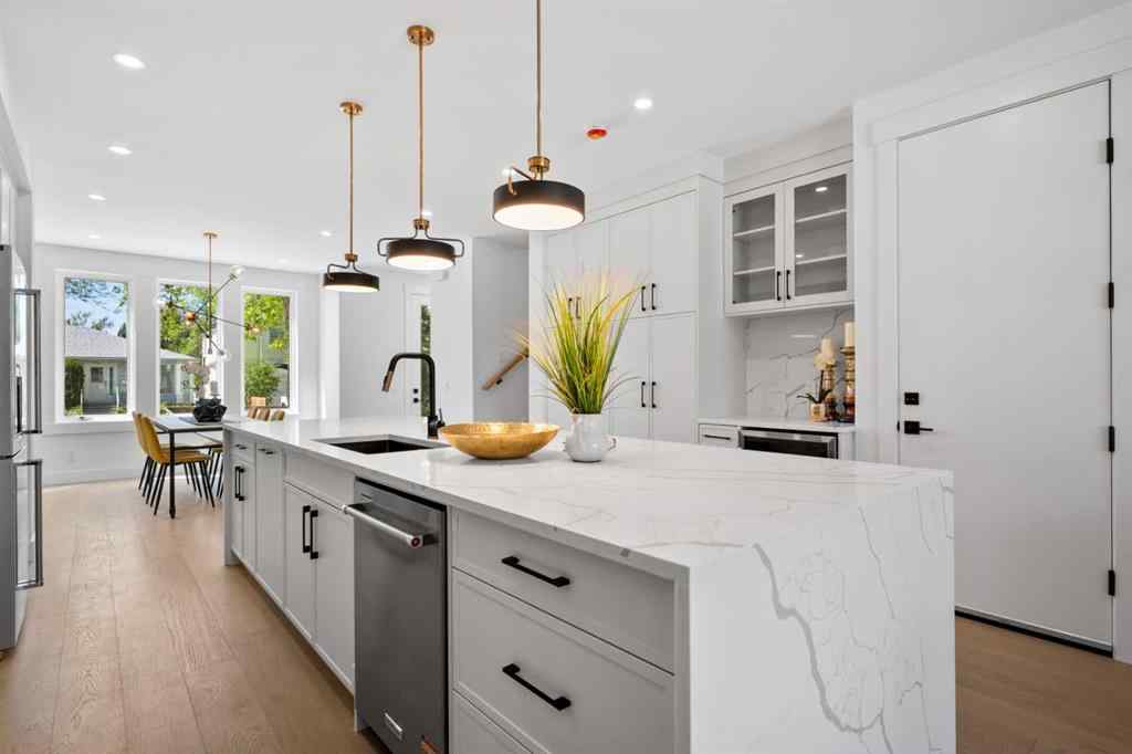 MLS® A2268162 - 3116 4A Street NW in Mount Pleasant Calgary, Residential