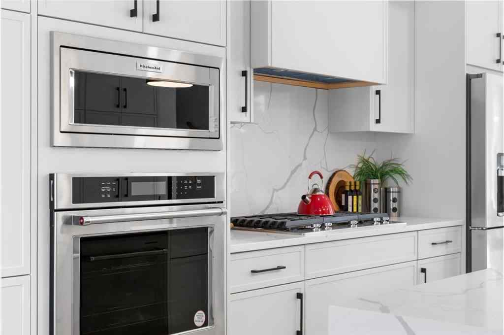 MLS® A2268162 - 3116 4A Street NW in Mount Pleasant Calgary, Residential