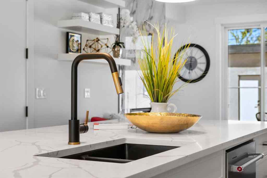 MLS® A2268162 - 3116 4A Street NW in Mount Pleasant Calgary, Residential