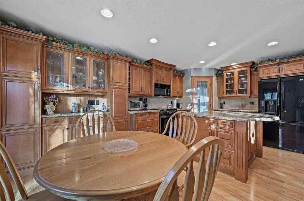 MLS® A2268163 - 114 Valley Ponds Crescent NW in Valley Ridge Calgary, Residential