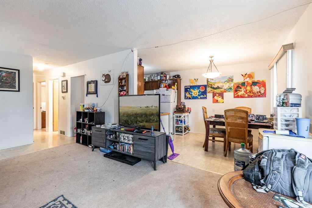 MLS® A2268165 - 2555 & 2557 Thompson Crescent SE in Crestwood-Norwood Medicine Hat, Multi-Family