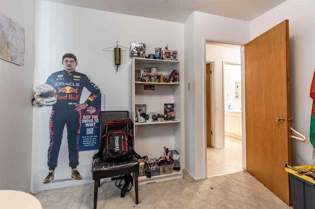 MLS® A2268165 - 2555 & 2557 Thompson Crescent SE in Crestwood-Norwood Medicine Hat, Multi-Family