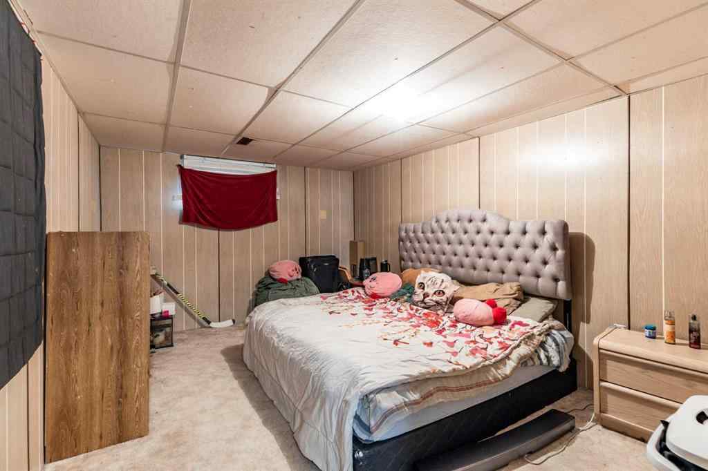 MLS® A2268165 - 2555 & 2557 Thompson Crescent SE in Crestwood-Norwood Medicine Hat, Multi-Family