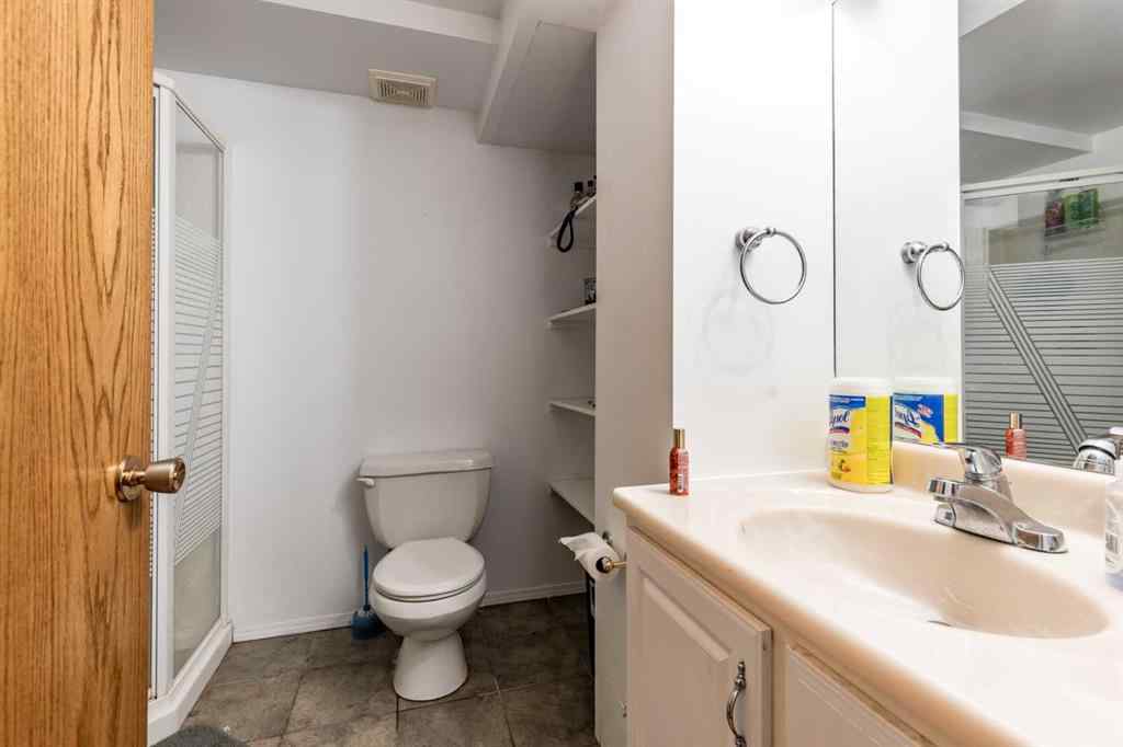 MLS® A2268165 - 2555 & 2557 Thompson Crescent SE in Crestwood-Norwood Medicine Hat, Multi-Family