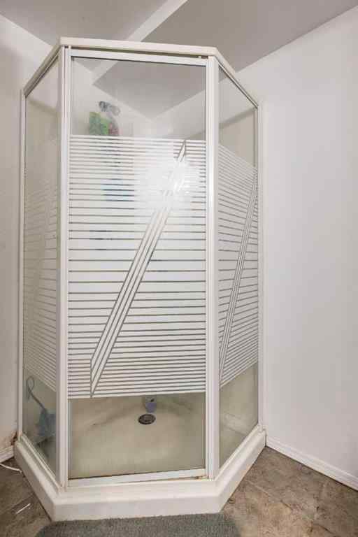 MLS® A2268165 - 2555 & 2557 Thompson Crescent SE in Crestwood-Norwood Medicine Hat, Multi-Family