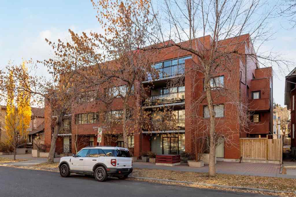 MLS® A2268169 - Unit #301 929 18 Avenue SW in Lower Mount Royal Calgary, Residential