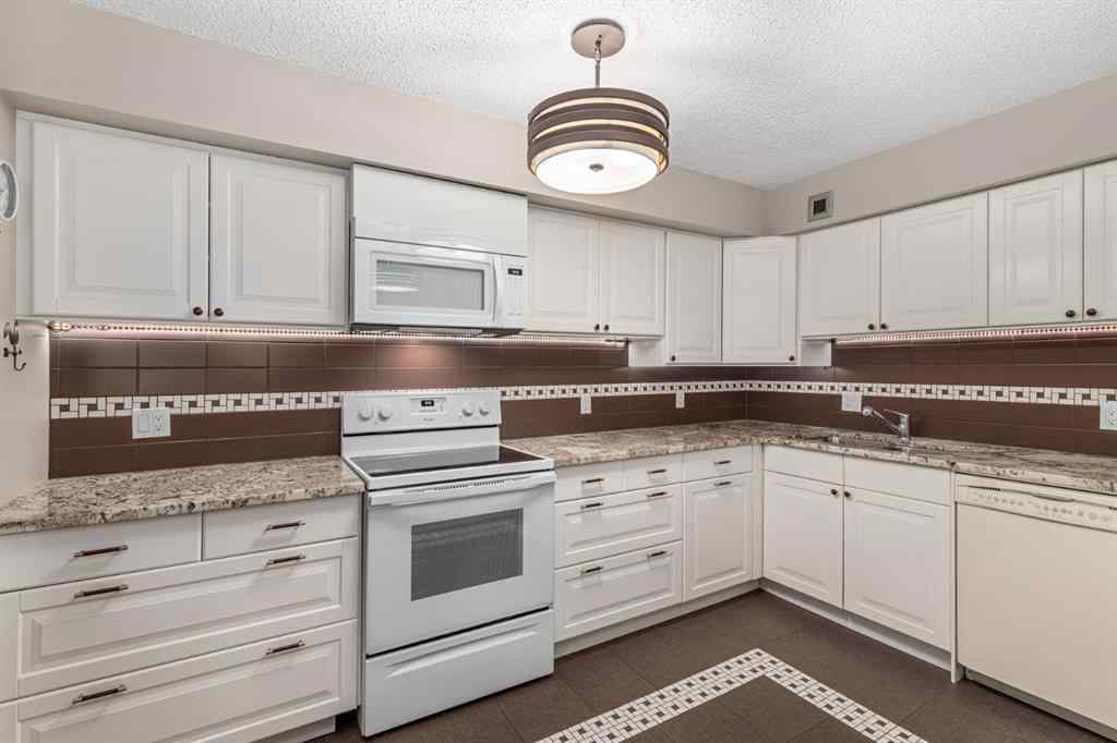 MLS® A2268169 - Unit #301 929 18 Avenue SW in Lower Mount Royal Calgary, Residential