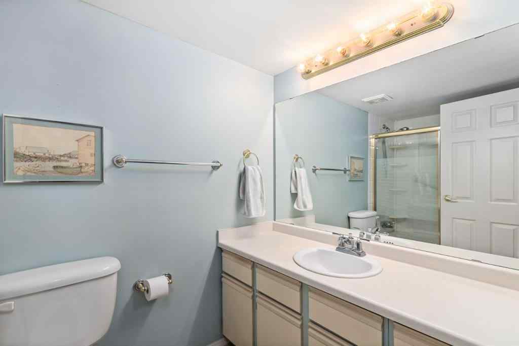 MLS® A2268169 - Unit #301 929 18 Avenue SW in Lower Mount Royal Calgary, Residential