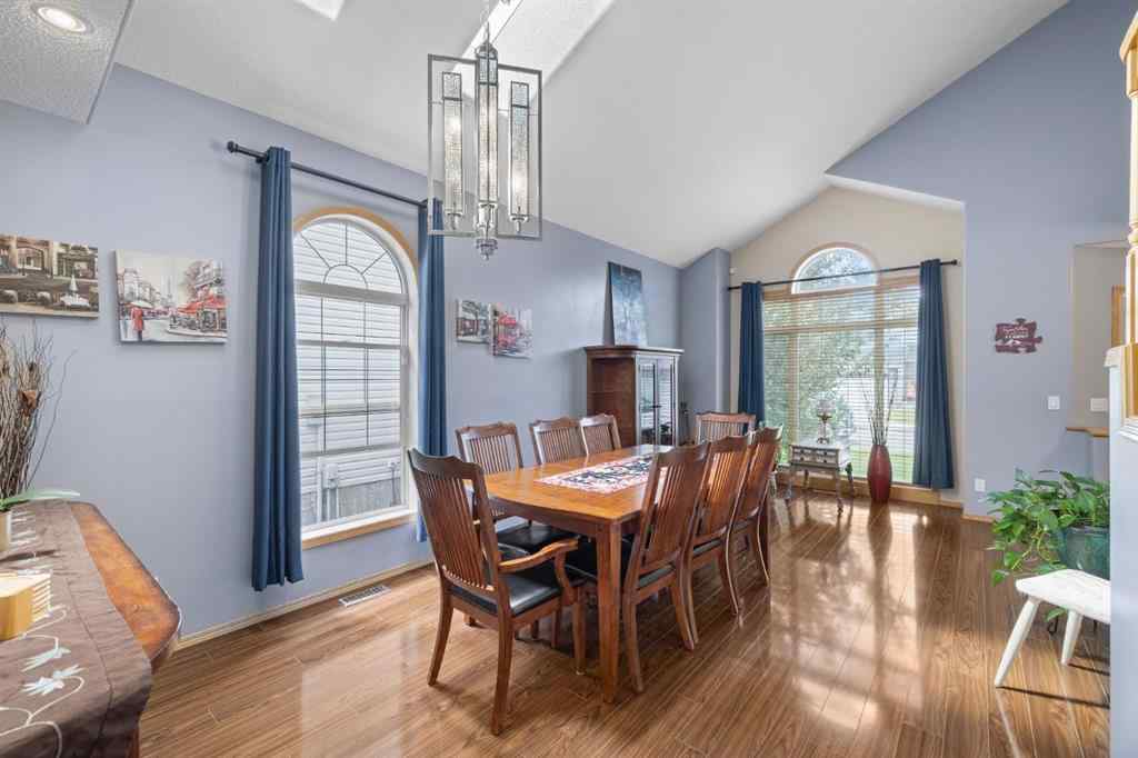 MLS® A2268174 - 168 Fairways Drive NW in Fairways Airdrie, Residential