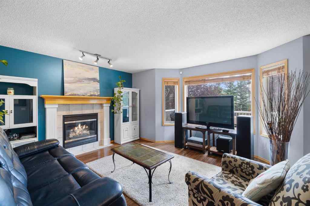 MLS® A2268174 - 168 Fairways Drive NW in Fairways Airdrie, Residential