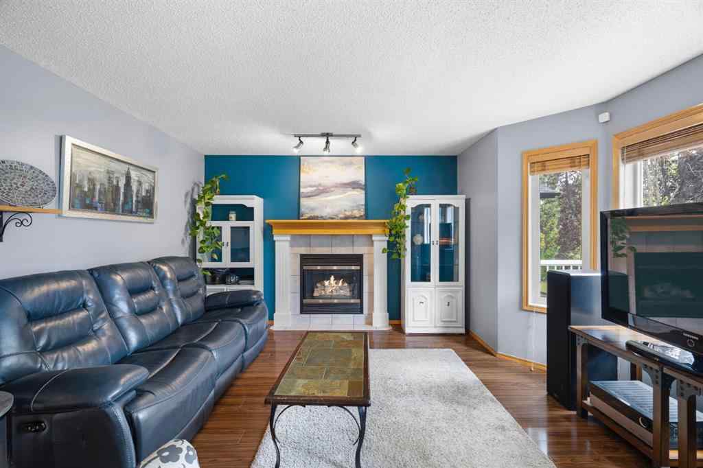 MLS® A2268174 - 168 Fairways Drive NW in Fairways Airdrie, Residential