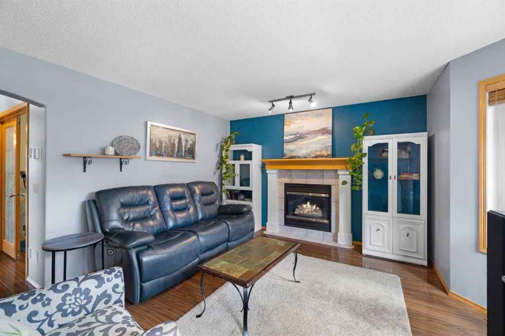 MLS® A2268174 - 168 Fairways Drive NW in Fairways Airdrie, Residential