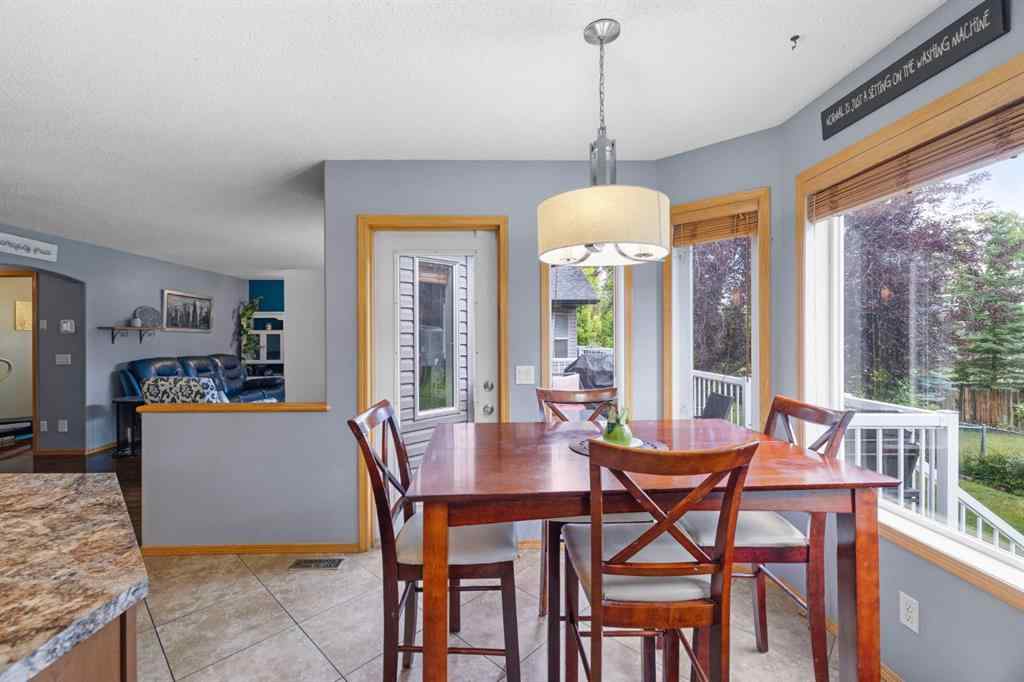 MLS® A2268174 - 168 Fairways Drive NW in Fairways Airdrie, Residential