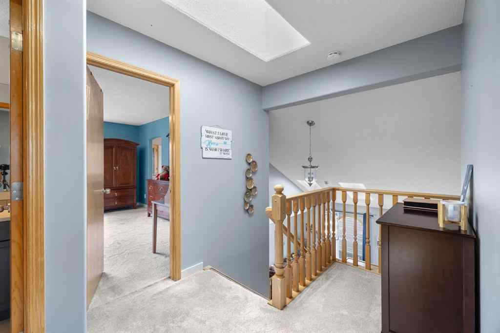 MLS® A2268174 - 168 Fairways Drive NW in Fairways Airdrie, Residential