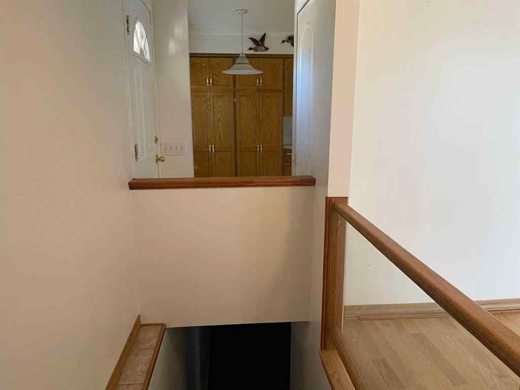 MLS® A2268182 - 3506 Doverthorn Road SE in Dover Calgary, Residential