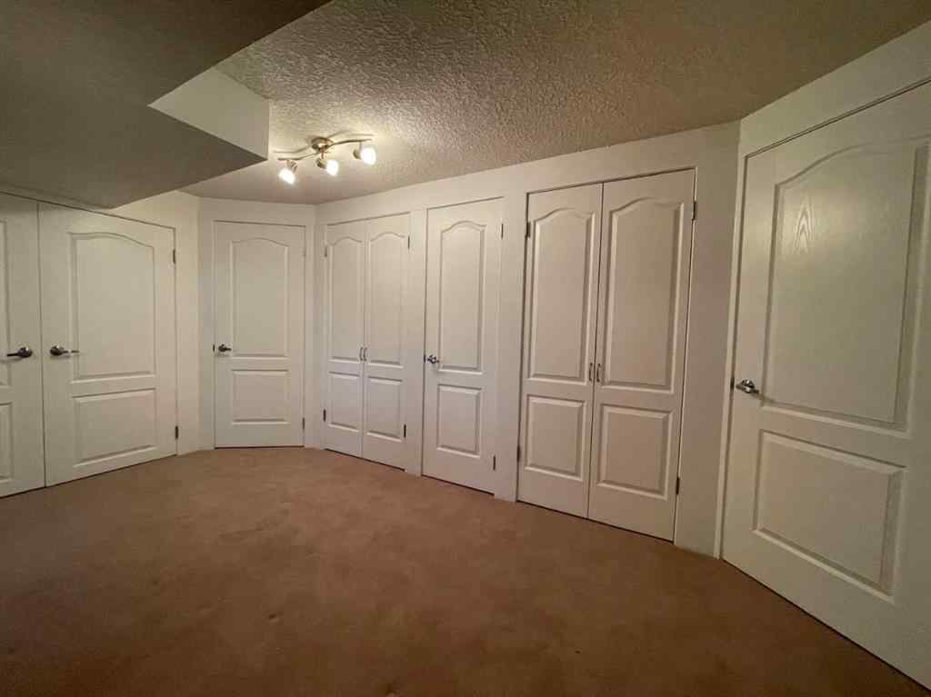 MLS® A2268182 - 3506 Doverthorn Road SE in Dover Calgary, Residential