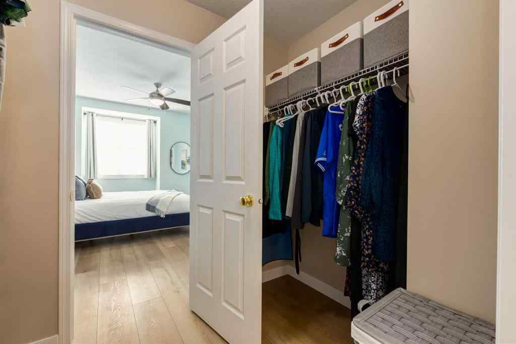 MLS® A2268183 - Unit #203 2134 Kensington Road NW in West Hillhurst Calgary, Residential