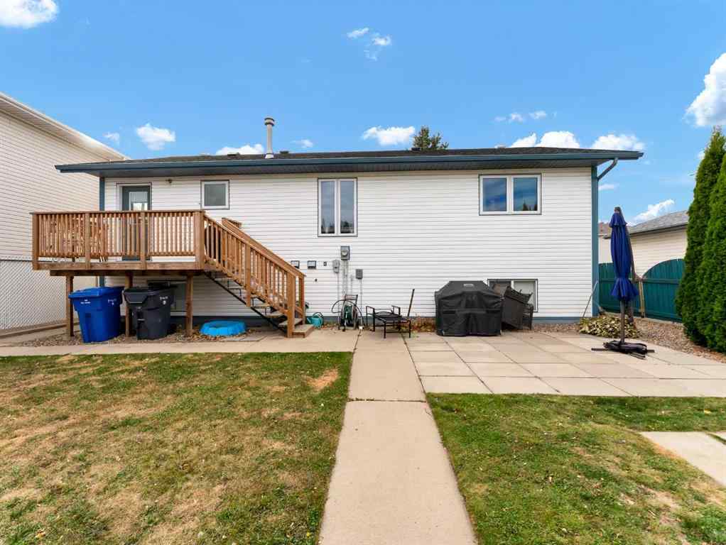 MLS® A2268184 - 135 Sage Close SE in SE Southridge Medicine Hat, Residential