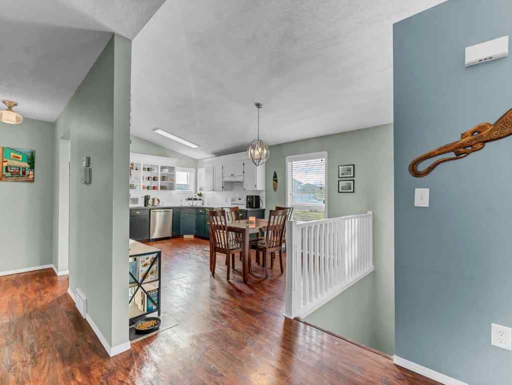 MLS® A2268184 - 135 Sage Close SE in SE Southridge Medicine Hat, Residential