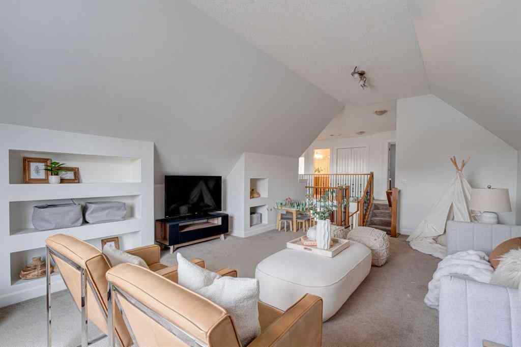 MLS® A2268187 - 108 Tuscany Estates Close NW in Tuscany Calgary, Residential