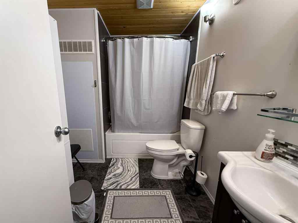 MLS® A2268192 - Unit #346 133 Jarvis Street  in Mountain View Hinton, Mobile