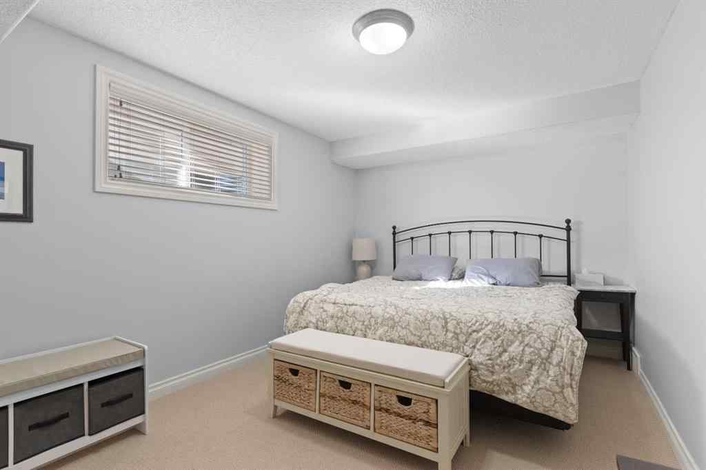 MLS® A2268195 - 1909 Riverside Drive NW in Highwood Village High River, Residential