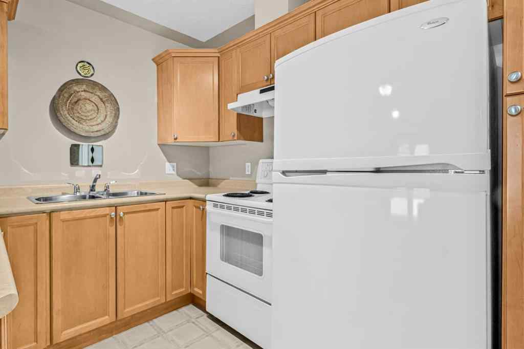 MLS® A2268202 - Unit #109 369 Rocky Vista Park NW in Rocky Ridge Calgary, Residential