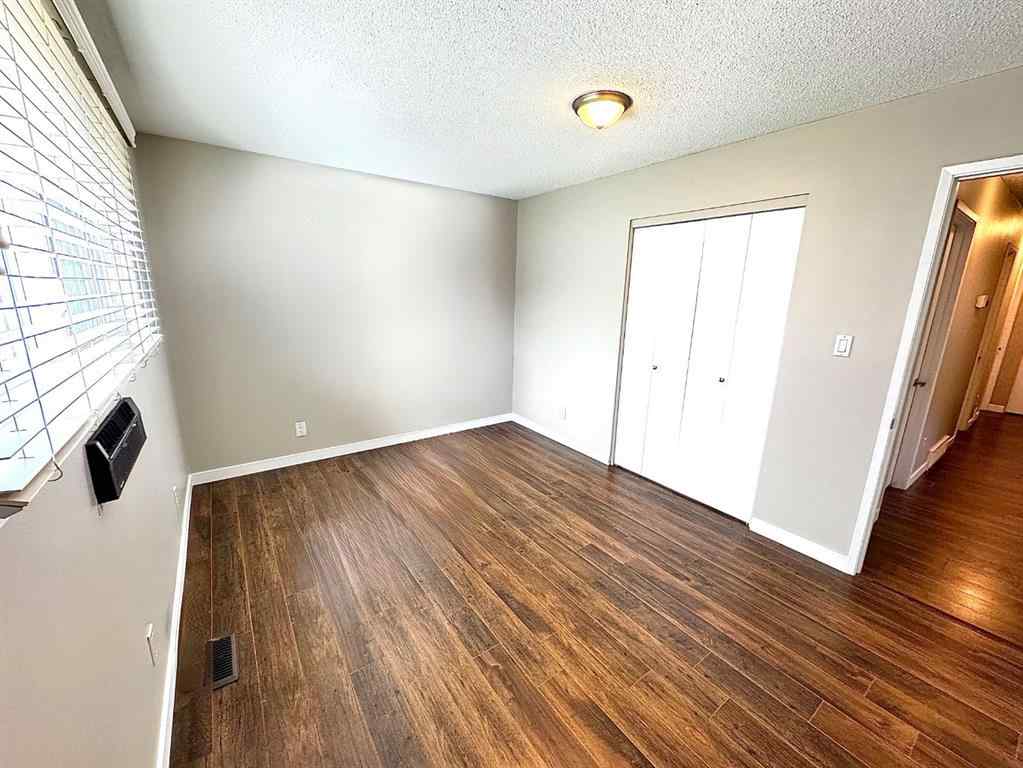 MLS® A2268207 - 468 Cantrell Drive SW in Canyon Meadows Calgary, Residential