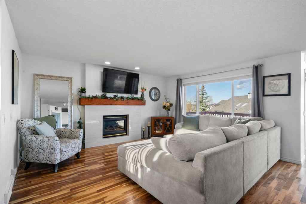 MLS® A2268209 - 28 Hidden Park NW in Hidden Valley Calgary, Residential