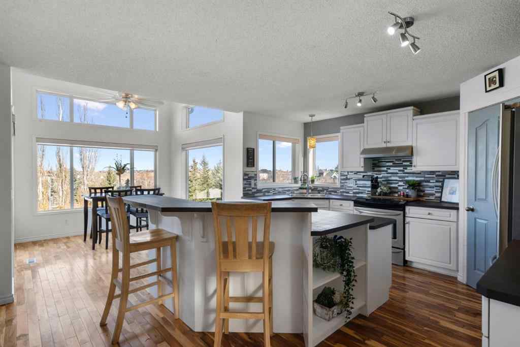 MLS® A2268209 - 28 Hidden Park NW in Hidden Valley Calgary, Residential